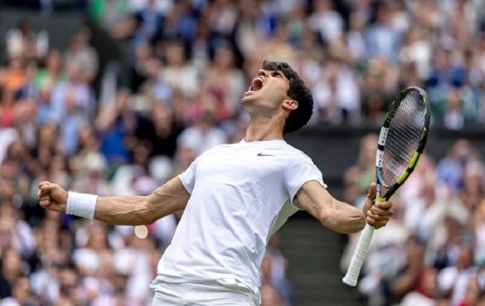 Алькарас в матче ½ финала Wimbledon-2024 выиграл у скандального Медведева, который был в шаге от дисквалификации