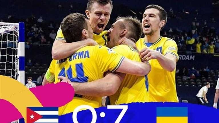 Сборная Украины по футзалу разгромила Кубу во втором туре турнира четырех команд в Португалии