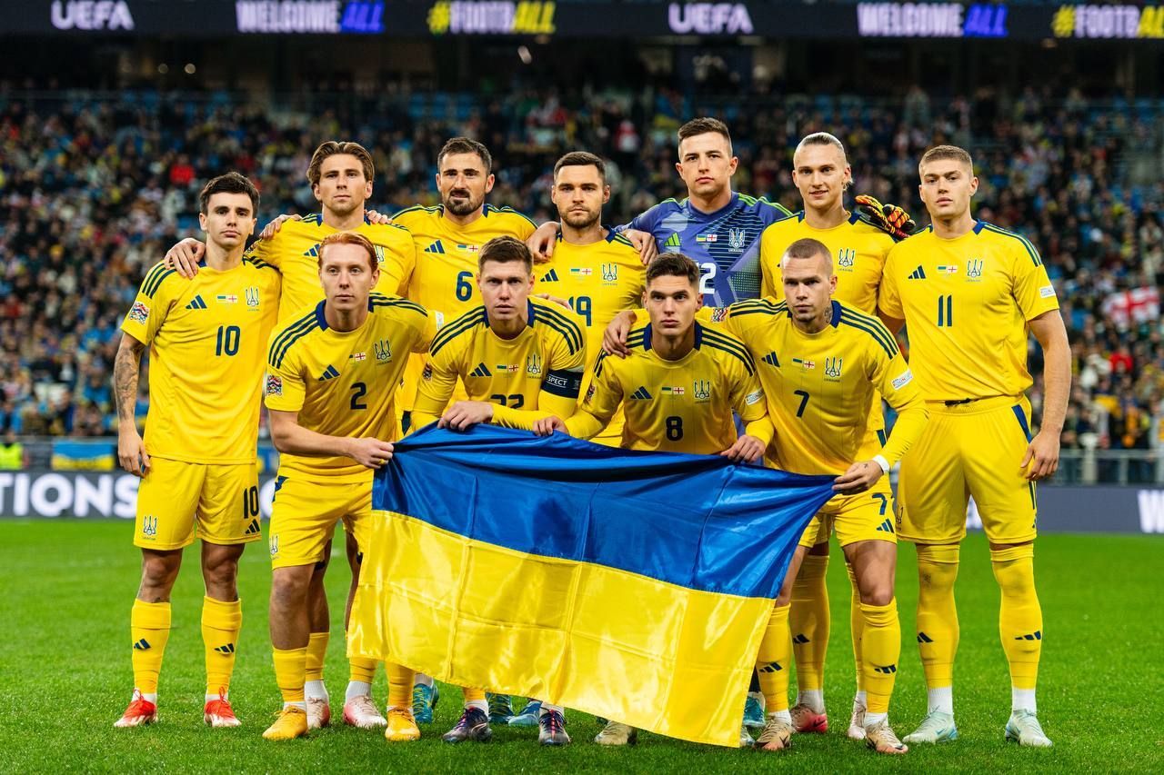 Сборная Украины по биатлону осталась без тренера на сборах