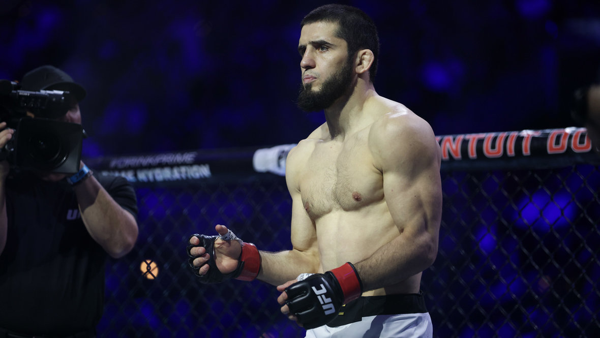 Ислам Махачев одержал яркую победу на UFC 330 в Филадельфии