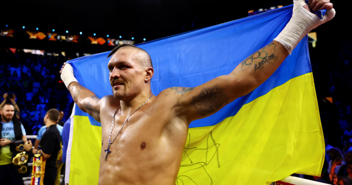 Усик возглавил рейтинг супертяжеловесов планеты